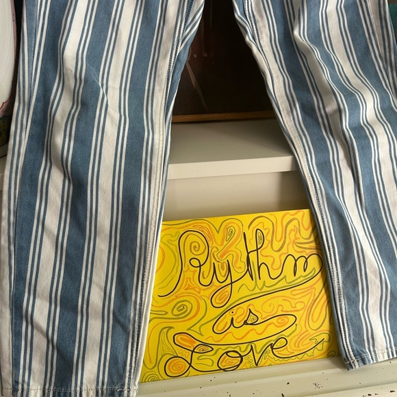 American Eagle Outfitters Blue and White Striped Straight Leg Jeans Size 4 - Picture 6 of 16